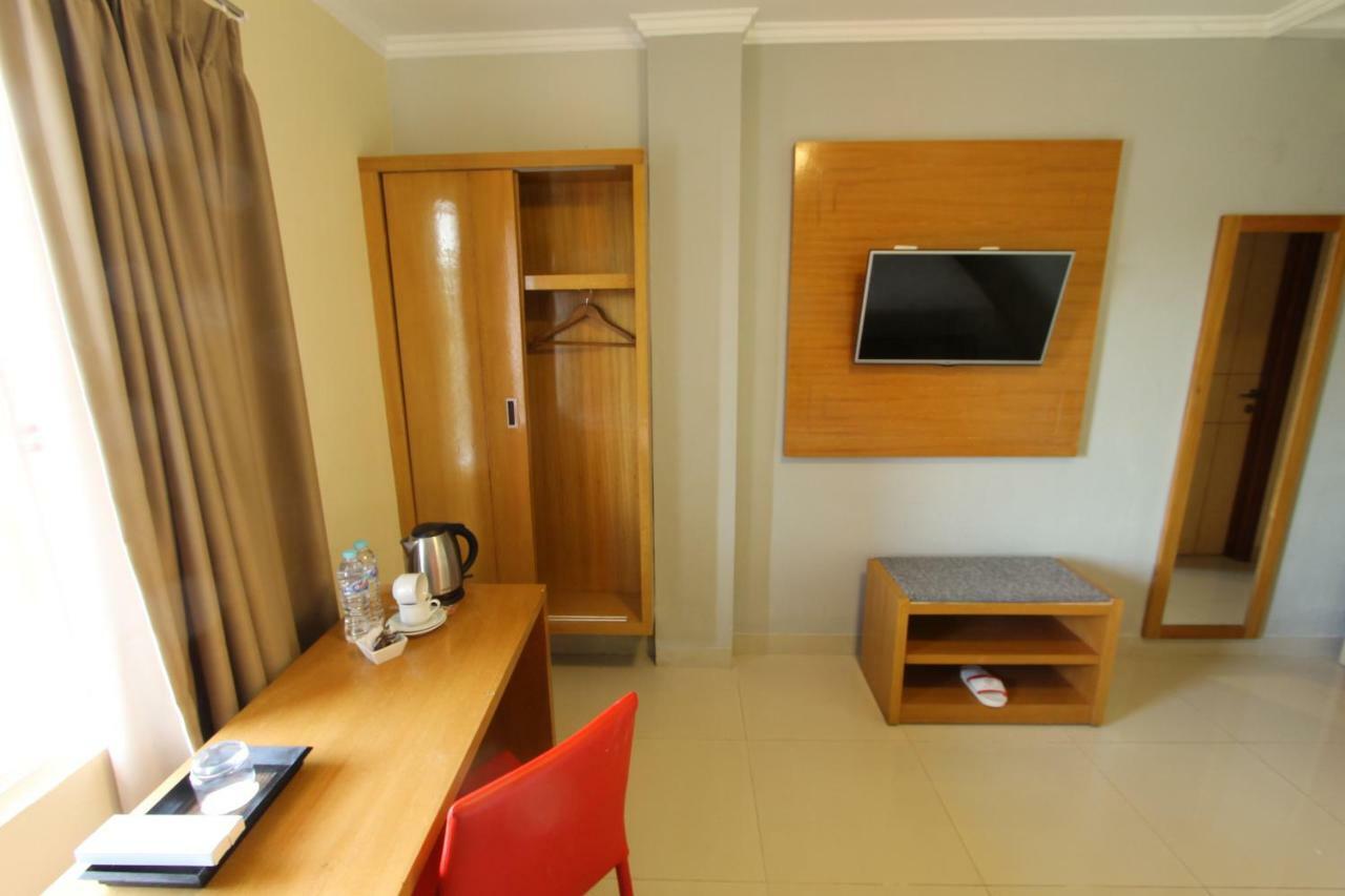Maleosan Inn Manado Hotel Екстер'єр фото