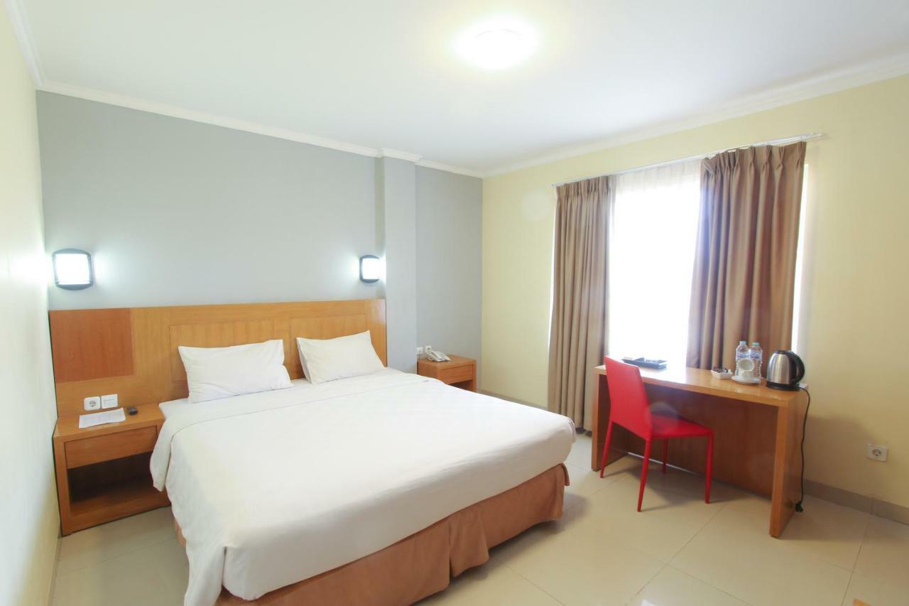 Maleosan Inn Manado Hotel Екстер'єр фото